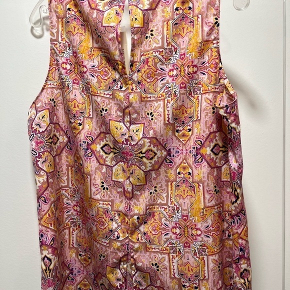 Verse Jory Pink Multicolored Split V-Neck Sleeveless Top Size Large new - Picture 3 of 4